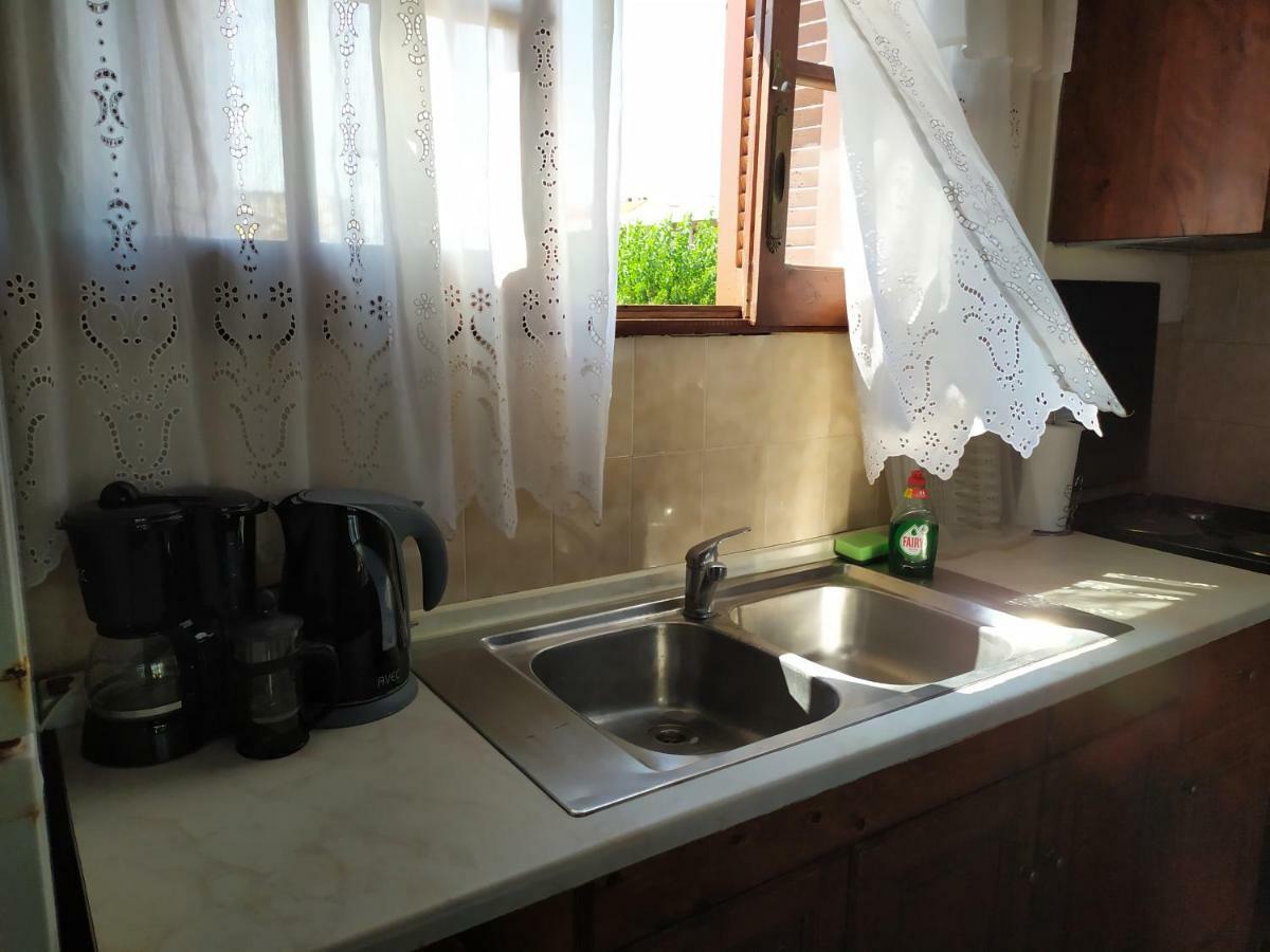 Apartment Victoria Агиос-Георгиос Экстерьер фото